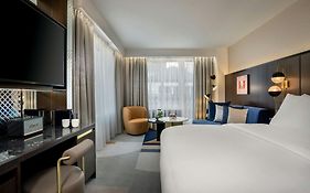 Sheraton Zürich Neues Schloss Hotel